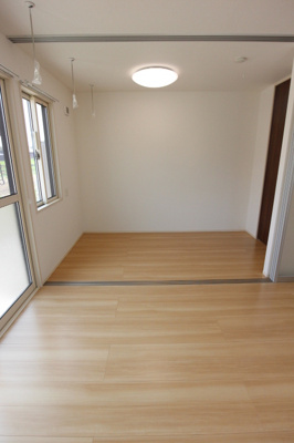 【洋室】 | メープルコート