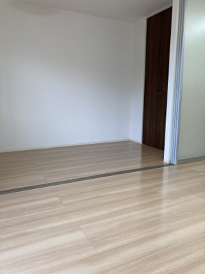 【居間・リビング】 | メープルコート