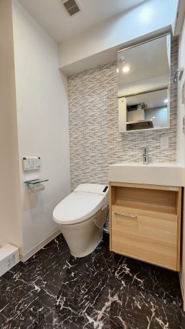 ピアッツァレント八木駅前のトイレ