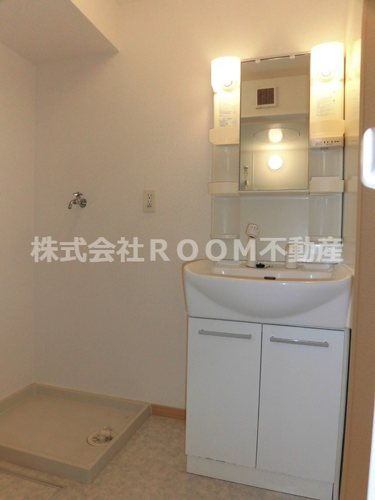 グリーンヒルズたかおの独立洗面台|独立洗面台、朝の身支度には欠かせません