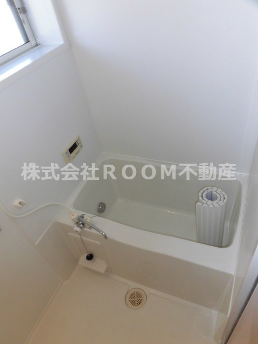 グリーンヒルズたかおの浴室|コンパクトで使いやすいお風呂です