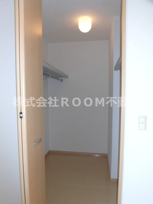 グリーンヒルズたかおの収納|大きなものも収納できそうです