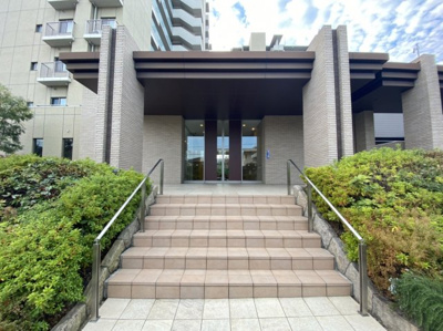 【エントランス】 | シンフォニア新千里南町ガーデンズA棟