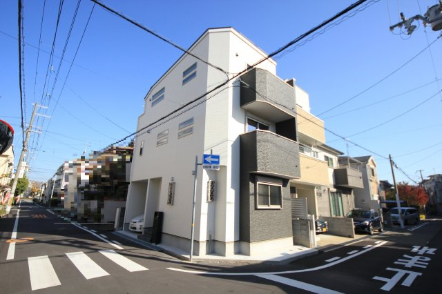 尼崎市西難波町　新築戸建の画像