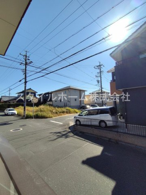 【展望】 | ベルメゾン・ローズ | 別部屋写真です。