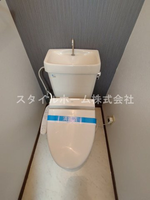 【トイレ】 | ベルメゾン・ローズ | 別部屋写真です。
