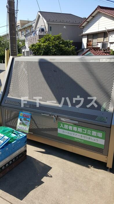 リバーハイツ幕張の周辺|ゴミステーション