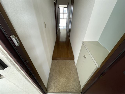 【玄関】 | クレール松の内 | ※同建物別部屋の写真になります。