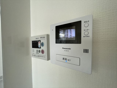 【セキュリティ】 | クレール松の内 | ※同建物別部屋の写真になります。