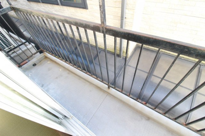 【バルコニー】 | 桜ヶ丘３丁目貸家