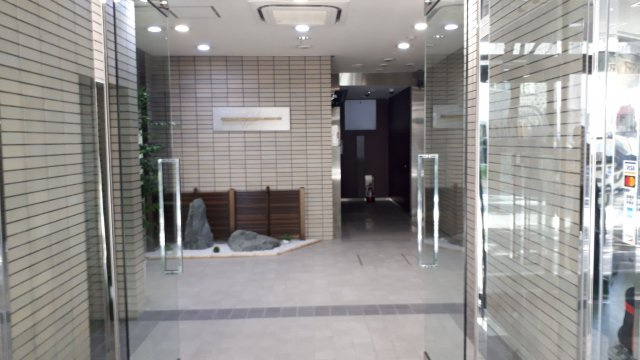 博多ICビル Aのエントランス