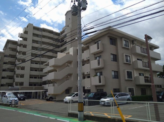 【外観】 | JR笹原駅まで徒歩9分で博多へのアクセスが便利です。学校も近く、徒歩圏内に生活利便施設が充実しているので、長く快適に暮らせる環境が整っています