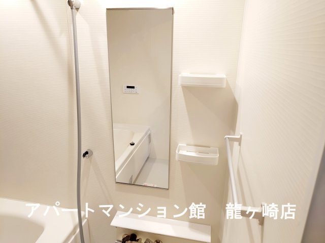 ノーブル ウエストⅤの浴室