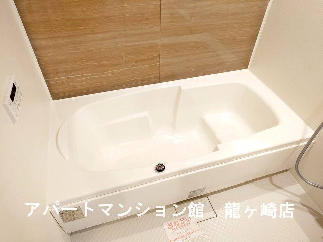 ノーブル ウエストⅤの浴室