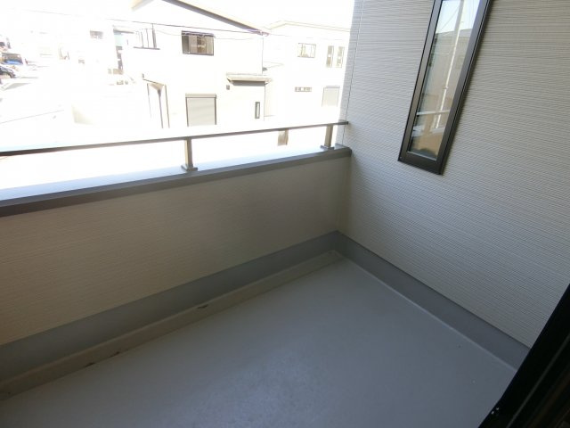 はつが野４丁目一戸建てのバルコニー