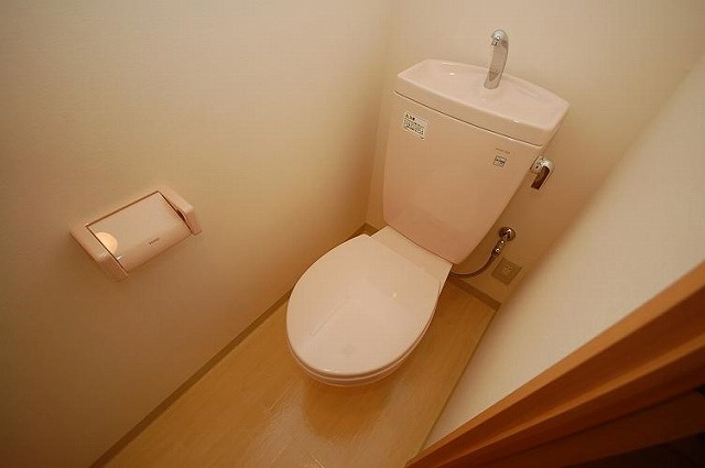 悠ハイム花畑のトイレ|バス・トイレ別です