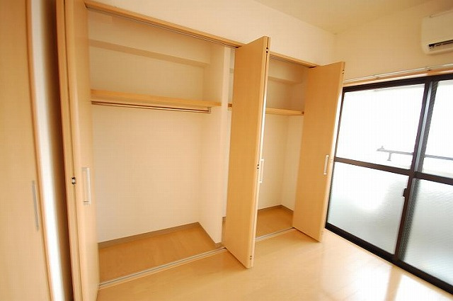 悠ハイム花畑の収納|荷物が多い方でも安心のクローゼット