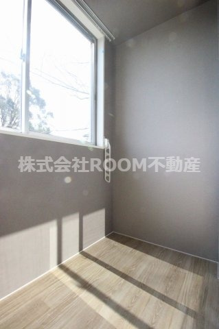 Spumoniのバルコニー|外からの目が気にならないバルコニーで洗濯物が干せます