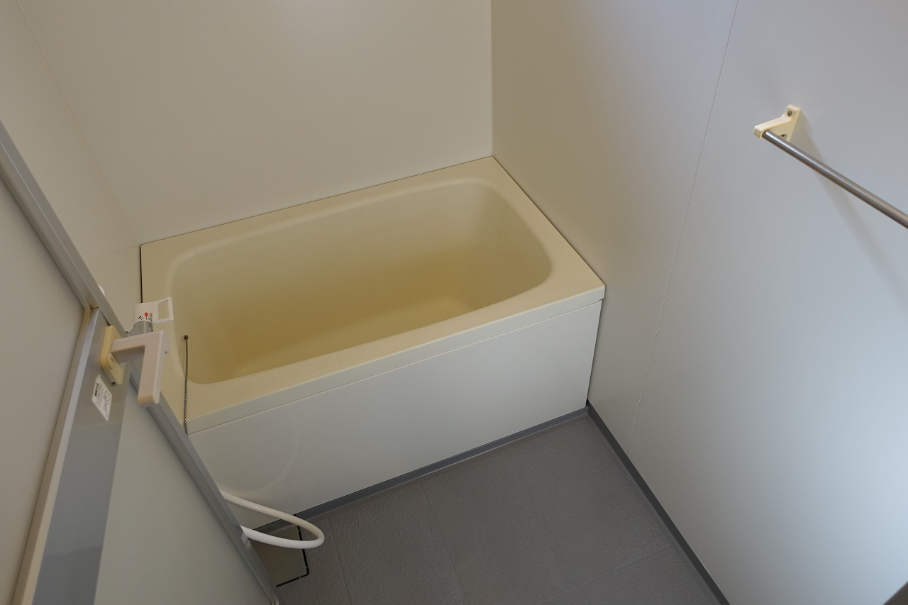 グランドハイツ浜甲子園の浴室