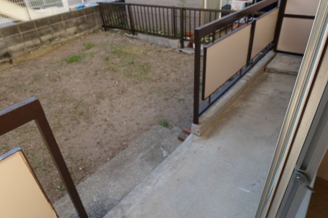 グランドハイツ浜甲子園のバルコニー