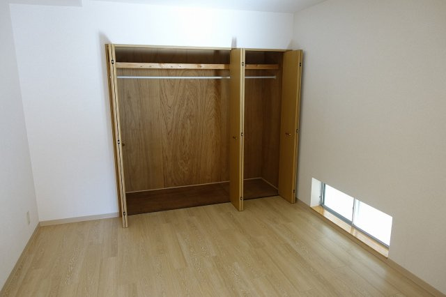 グランドハイツ浜甲子園の洋室