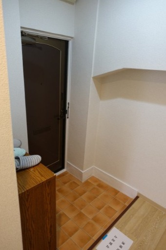 グランドハイツ浜甲子園の玄関