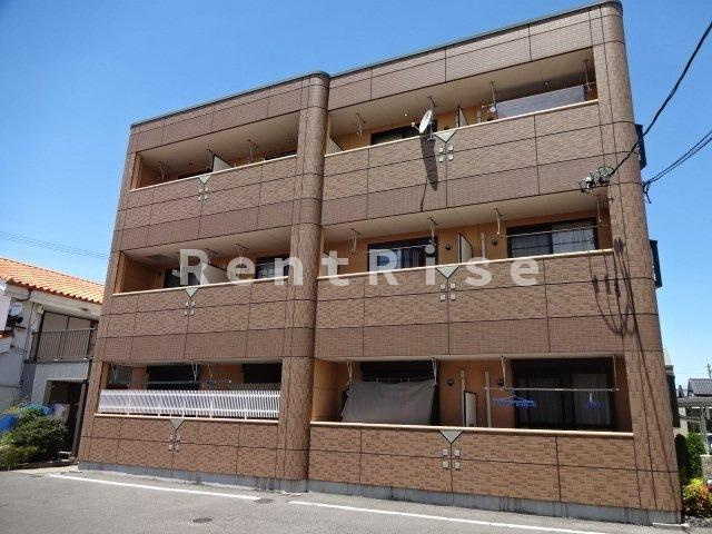 ロイヤル木の家 Ⅱ番館の玄関|外観写真その他2