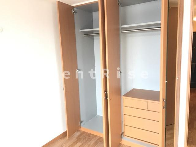 ロイヤル木の家 Ⅱ番館の収納|クローゼット