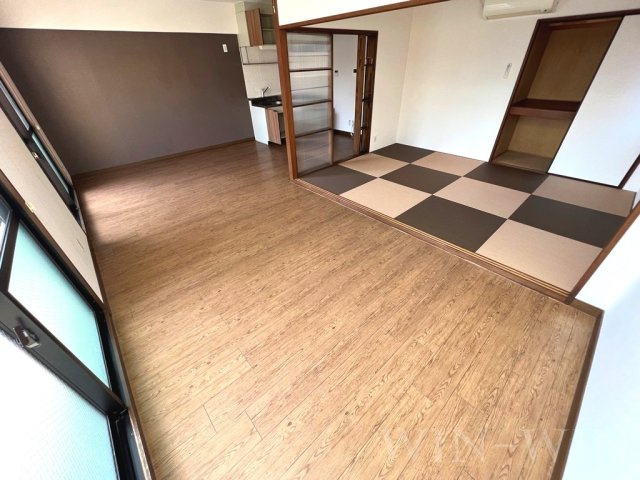 リヴァージュ北島の居間・リビング