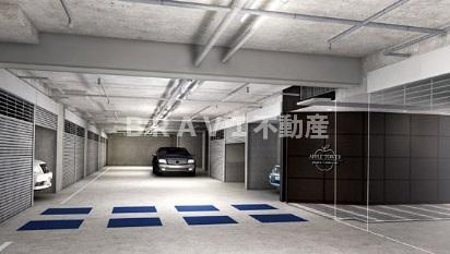 アップルタワー大阪谷町　BRAVI不動産の駐車場|駐車場に車を止められます