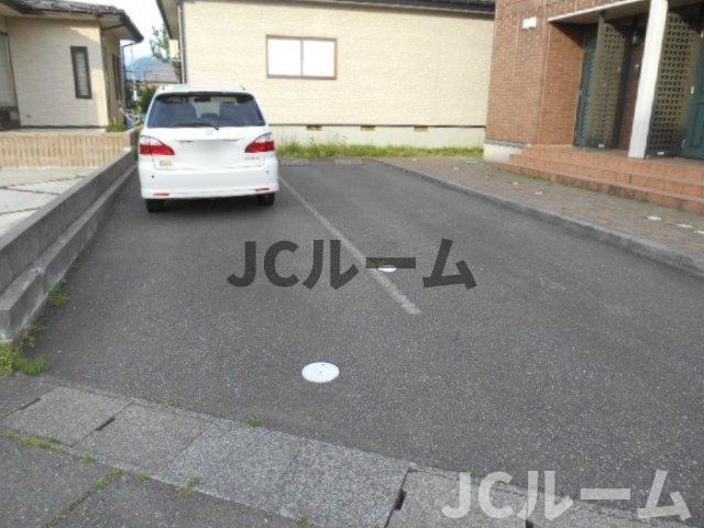 CASAフィオーレの駐車場