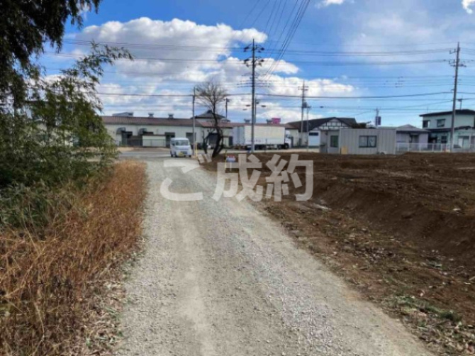 安中市郷原の売地の前面道路含む現地写真