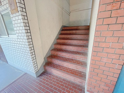 【その他共用部分】 | ヴィラナリー大道 | 共用階段です