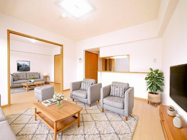 ル・グラン・リヴィエールの居間・リビング|CGで家具等を配置したもので家具等は含まれません