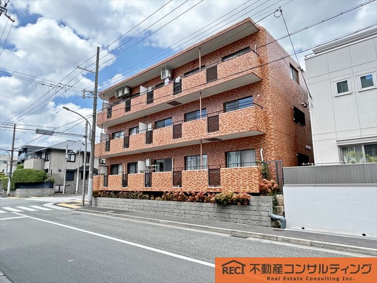 ライオンズマンション本山第3の外観