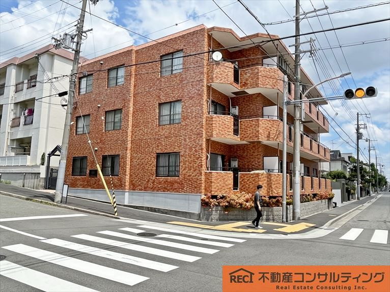 ライオンズマンション本山第3の外観