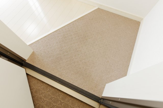 ラムエット立石の玄関