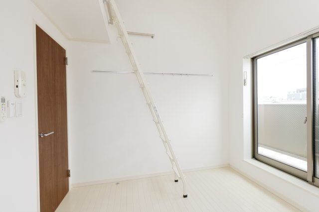 ラムエット立石の洋室