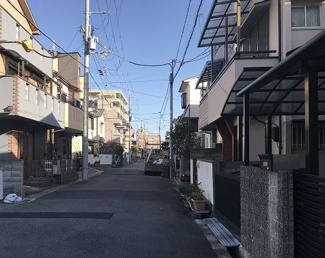 【前面道路含む現地写真】