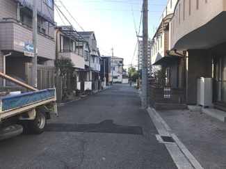 【前面道路含む現地写真】