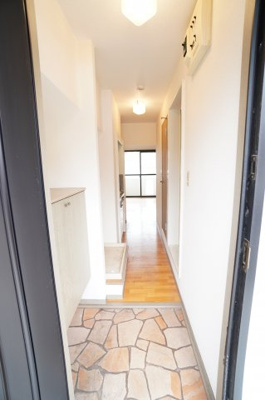 【玄関】 | ヴェルドミール | ※同物件・同タイプの写真です。