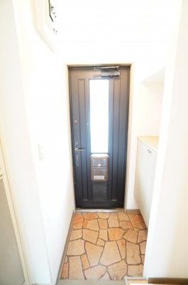 【玄関】 | ヴェルドミール | ※同物件・同タイプの写真です。