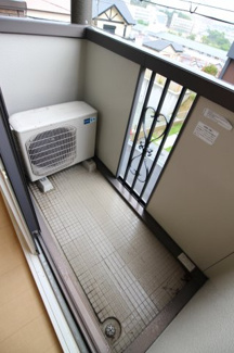 【バルコニー】 | メゾンドアヴニール星ヶ丘