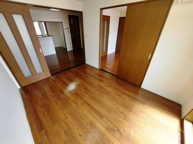 ルシード黒下の寝室