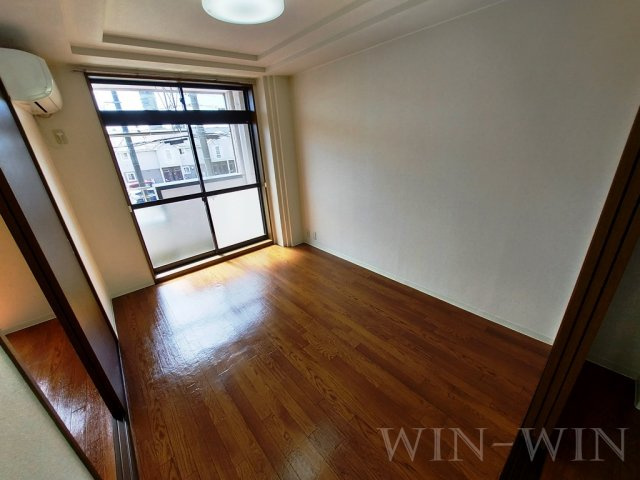 ルシード黒下の寝室