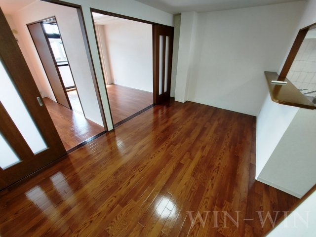 ルシード黒下の居間・リビング