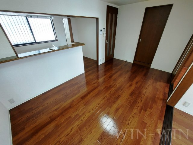 ルシード黒下の居間・リビング