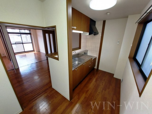 ルシード黒下のキッチン