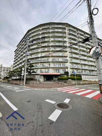 ローレルハイツ春日の外観