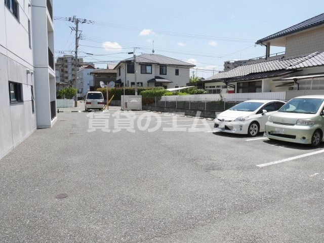 【駐車場】 | カーサ・マリー | カーサ・マリーの駐車場